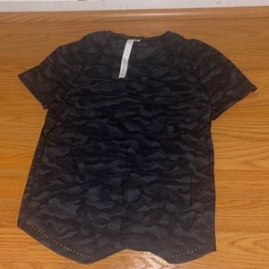 Lululemon workout tshirt